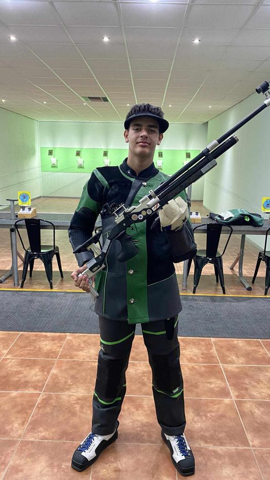  Άγγελος Στυλιανός Σαραντάκης: Εκπληκτικό ρεκόρ στο αεροβόλο τυφέκιο