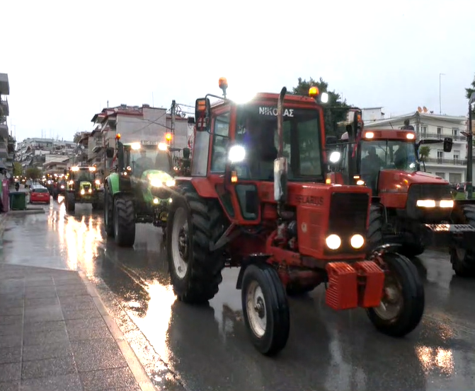 Πέλλα: Συγκέντρωση και μηχανοκίνητη πορεία αγροτών στα Γιαννιτσά