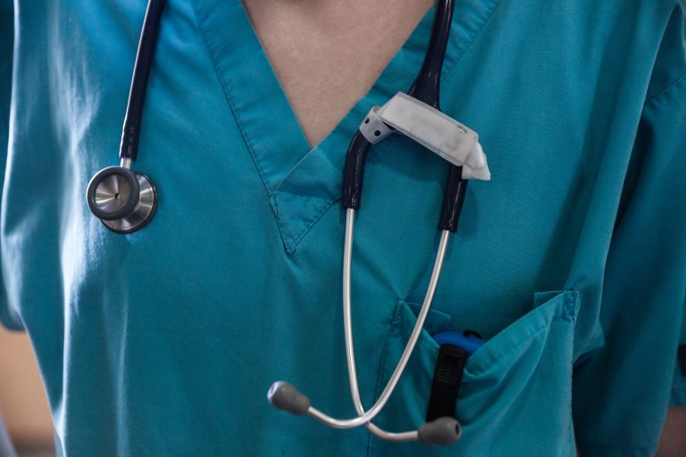 48ωρη απεργία γιατρών και εργαζομένων στα δημόσια νοσοκομεία 