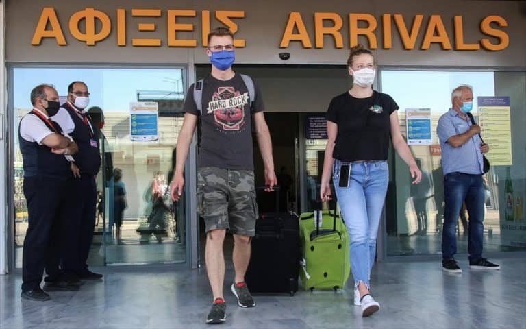 Κατά 12,8% αυξήθηκαν οι διεθνείς αεροπορικές αφίξεις στην Ελλάδα την περίοδο Ιανουαρίου – Μαΐου 2024